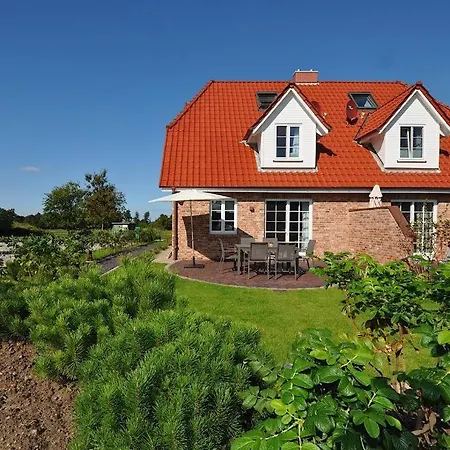 Doppelhaushaelfte Boehler Strandhus Holiday home Bohl
