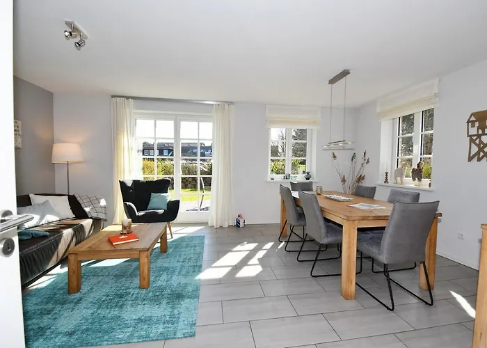 Feriehus Doppelhaushaelfte Boehler Strandhus *